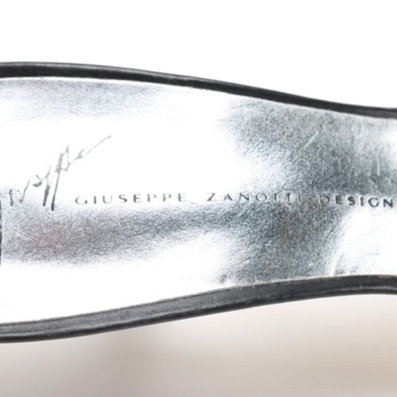 Giuseppe Zanotti Designed Faux Jewel Pump Slides - Picture 5 of 8